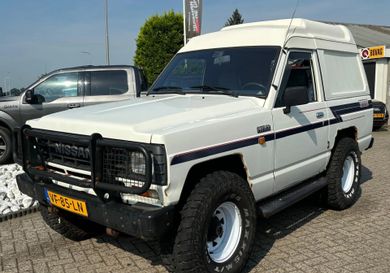 Nissan Patrol, 1989