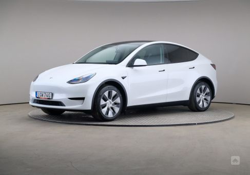 Tesla Model Y, 2023