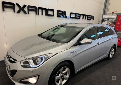 Hyundai i40, 2012