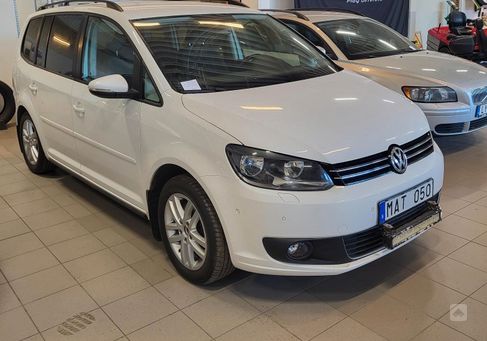 Volkswagen Touran, 2012