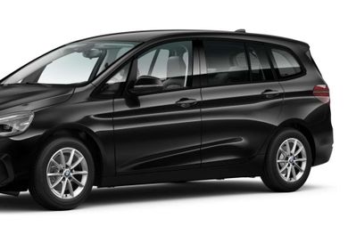 BMW 216, 2022