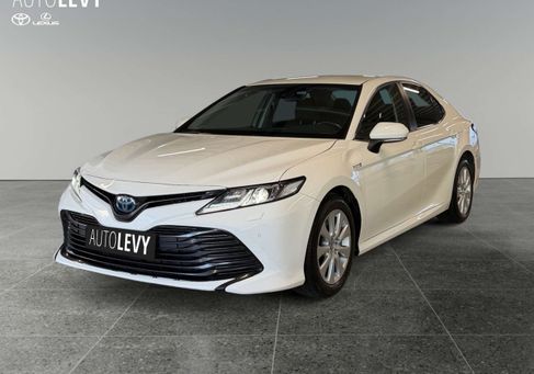 Toyota Camry, 2019