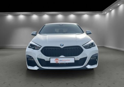 BMW 218, 2023