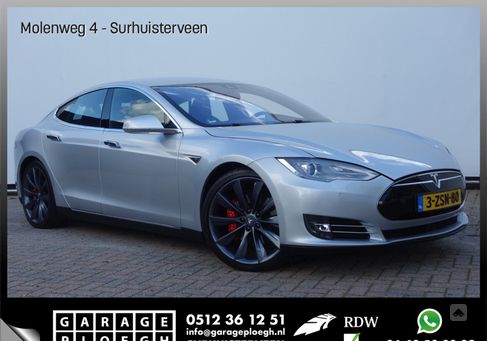 Tesla Model S, 2015