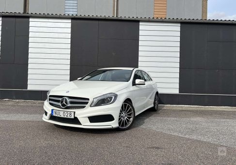 Mercedes-Benz A 180, 2015