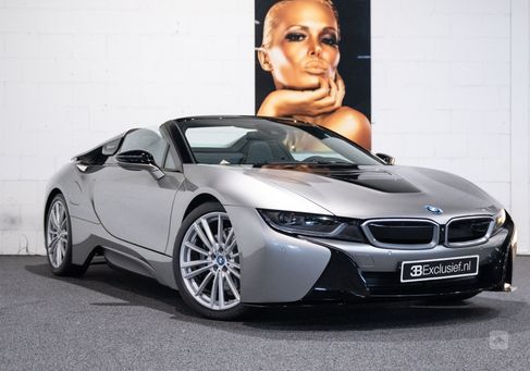 BMW i8, 2020