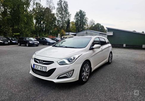 Hyundai i40, 2012