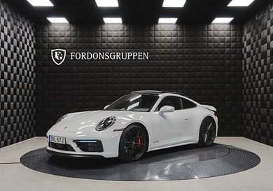 Porsche, 2024