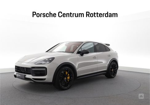 Porsche Cayenne, 2022