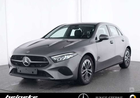 Mercedes-Benz A 180, 2023