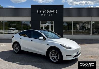 Tesla Model Y, 2023