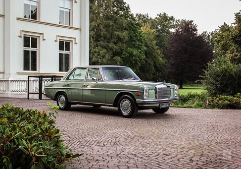 Mercedes-Benz 220, 1972