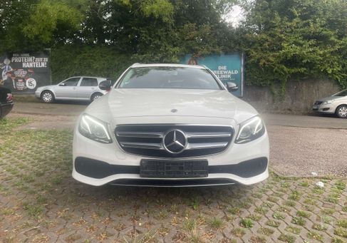 Mercedes-Benz E 220, 2018