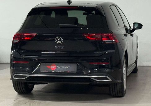Volkswagen Golf, 2022