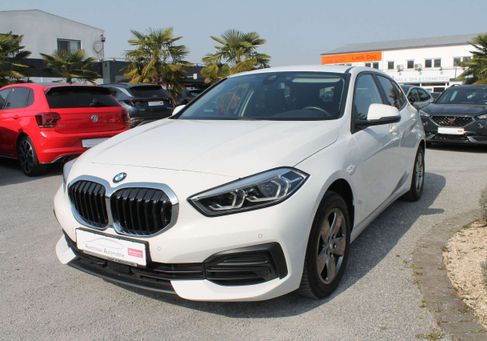 BMW 118, 2021