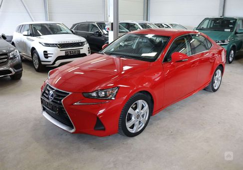 Lexus IS 300, 2019