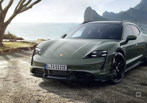 Porsche Taycan, 2022