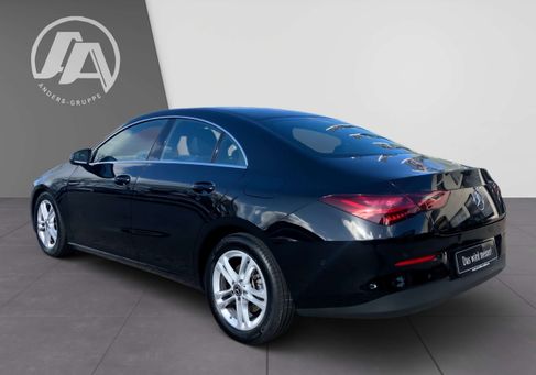 Mercedes-Benz CLA 200, 2024 3