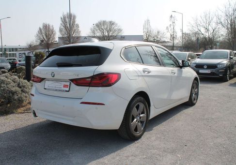 BMW 118, 2021