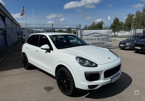 Porsche Cayenne, 2016