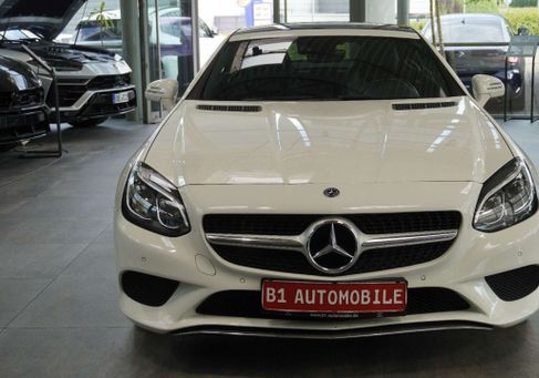 Mercedes-Benz SLC 200, 2019 3