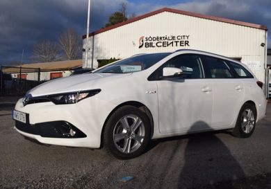 Toyota Auris Touring Sports, 2016