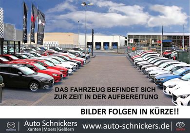 BMW 216, 2025