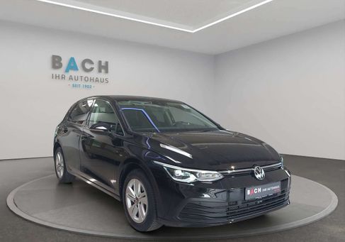 Volkswagen Golf, 2023
