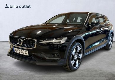Volvo V60 Cross Country, 2022