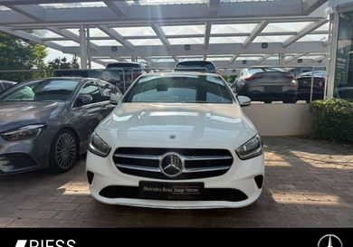 Mercedes-Benz B 180, 2020