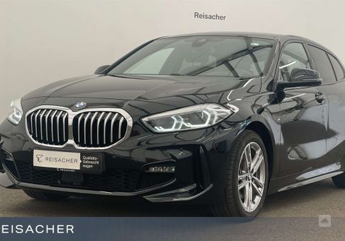 BMW 118, 2021