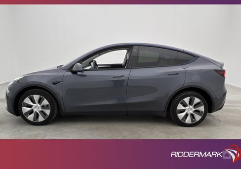 Tesla Model Y, 2021