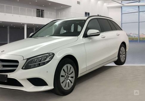 Mercedes-Benz C 180, 2021