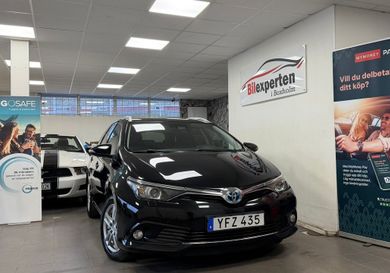 Toyota Auris Touring Sports, 2016