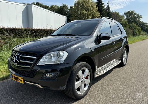 Mercedes-Benz ML 350, 2009