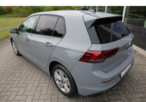 Volkswagen Golf, 2021