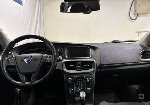 Volvo V40, 2014