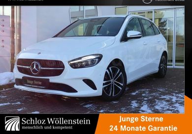 Mercedes-Benz B 180, 2025