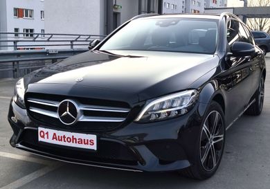 Mercedes-Benz C 300, 2021