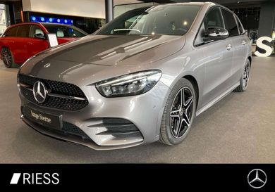 Mercedes-Benz B 200, 2022