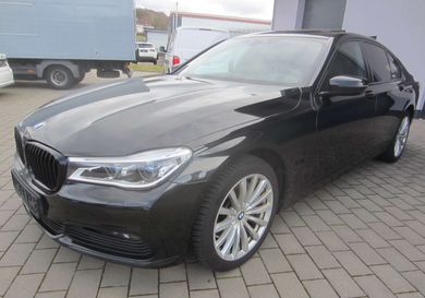 BMW 730, 2018