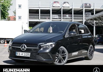 Mercedes-Benz B 180, 2026
