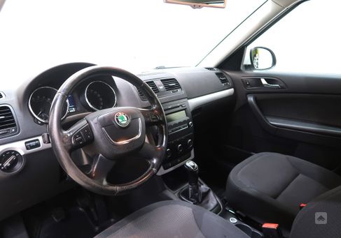 Skoda Yeti, 2012