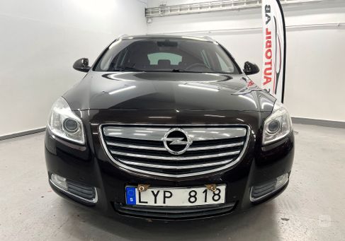 Opel Insignia, 2011