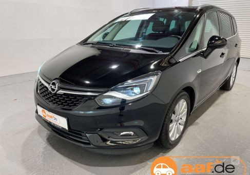 Opel Zafira, 2018