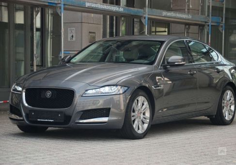 Jaguar XF, 2018