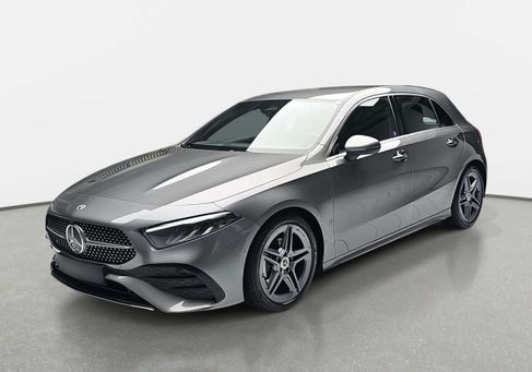 Mercedes-Benz A 180, 2025