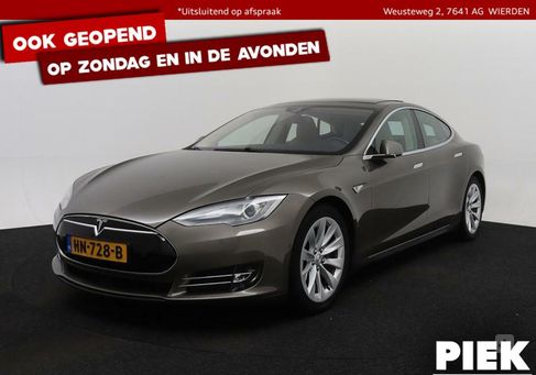 Tesla Model S, 2016