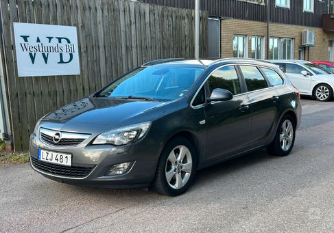 Opel Astra, 2012