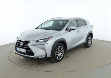 Lexus NX, 2016